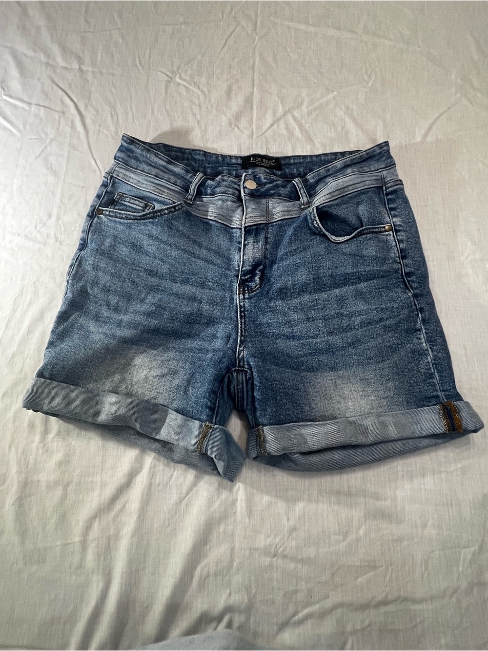 Judy Blue 1XL High Rise Two Tone Yoke Cuffed Denim Shorts